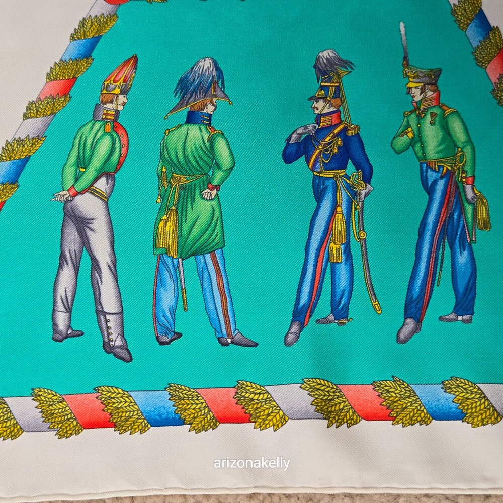 HERMÈS L'Armee Imperiale Russe de 1816 a 1916 Silk Scarf Hand Rolled Twill - Picture 10 of 16